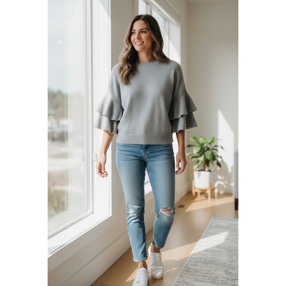 Simply Couture Sweater Double Ruffled Bell Sleeves Cropped Gray Size‎ Small